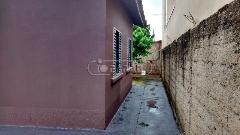 Casa à venda com 2 quartos, 48m² - Foto 8