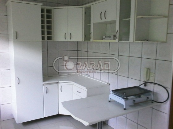 Casa à venda com 4 quartos, 180m² - Foto 6